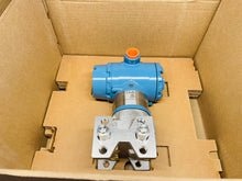 Load image into Gallery viewer, NEW - Emerson Rosemount 3051 Series Pressure Transmitter 3051CD4A02A1AH2E5M5