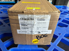 Load image into Gallery viewer, NEW - Emerson Rosemount 396RVP-10-21-55-70 pH Sensor SMART 396RVP*32070825