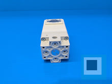 Cargar imagen en el visor de la galería, SMC ITV1050-PRN1CL 1000 Size Electro-Pneumatic Regulator - NEW OPEN BOX