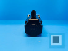 将图片加载到图库查看器,Allen-Bradley VPL-B1153E-QK12AA Kinetix VP Low Inertia Servo Motor NEW OPEN BOX