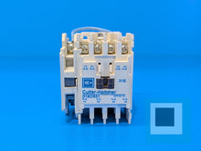 Cargar imagen en el visor de la galería, Eaton D15CR31T1B Freedom Series Multipole Relay 600V with 24VDC Coil - NEW