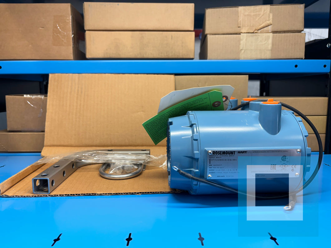 NEW - Emerson / Rosemount 8732EMR2A1DA1M4 Field Mounted Magnetic Flow Meter