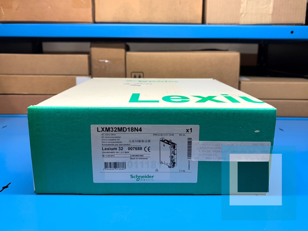 Schneider Electric LXM32MD18N4 Lexium 32 Servo Drive 007688 - NEW OPEN BOX