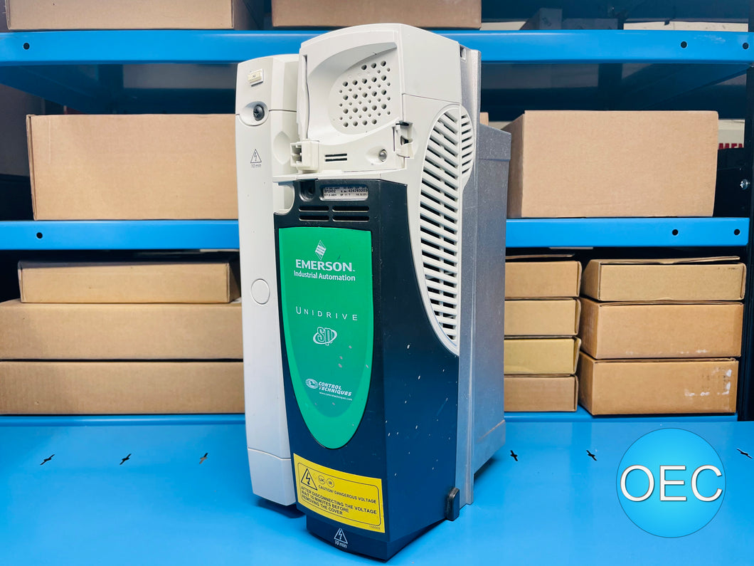 Emerson Control Techniques SP2402 UniDrive, 380-480V 50-60Hz 3ph 20.2A / 0-480V