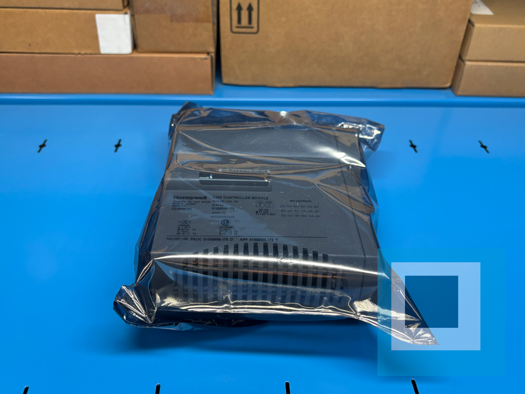 Honeywell CC-PCNT01 C300 CONTROLLER MODULE Dual I/0 Link, G3 - 61405046-176