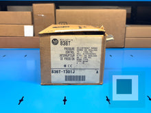 Load image into Gallery viewer, Allen-Bradley 836T-T301J Pressure Control Switch - NEW IN BOX
