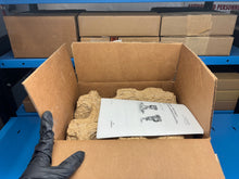 Load image into Gallery viewer, NEW - Emerson / Rosemount 3051T Pressure Transmitter 3051TG5A2B21AE5B4
