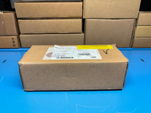 Load image into Gallery viewer, NEW - Valmet VAL0324286 - DVC TYPE 3500 - ANGLE SEAT VALVE
