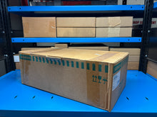 Load image into Gallery viewer, Siemens LMXD63A800 3-Pole 800A 600V Molded Case Circuit Breaker – New in Box
