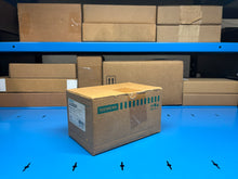 Load image into Gallery viewer, Siemens QJ23B200H 200A 3-Pole 240V Molded Case Circuit Breaker – New in Box
