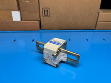 Load image into Gallery viewer, (BOX OF 3 PCS) Ferraz Shawmut A070UD32KI550 700 VAC Protistor Fuses - NEW
