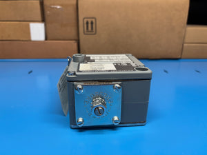 Allen-Bradley 836T-T302J /A Pressure Control - NEW IN BOX