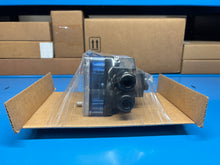 Load image into Gallery viewer, Burkert 00423922 Flow Meter / Transmitter SE35/8035 Complete! - NEW IN BOX
