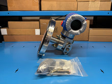 Load image into Gallery viewer, Foxboro IDP10S-TF1C01CA-L1 Pressure Transmitter - NEW NO BOX

