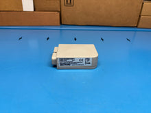 Load image into Gallery viewer, Allen-Bradley 42MRU-5000 /C PhotoSwitch Retroreflective PhotoHead - NEW IN BOX
