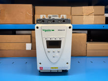 Load image into Gallery viewer, Schneider Electric ATS22D47S6U Altistart 22 Soft Starter 016739 - NEW IN BOX
