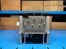 Cargar imagen en el visor de la galería, (2020) Variador de CA PowerFlex 70 Allen-Bradley 20AD5P0A0AYNANC0 Serie A 3HP
