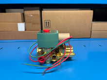 Cargar imagen en el visor de la galería, (2024) NUEVO STOCK - Válvula Solenoide Emerson / ASCO 8344G001 Voltios: 120/60, 110/50
