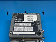 Load image into Gallery viewer, Allen-Bradley 836T-T253J /A Series A Pressure Control / Pressure Switch
