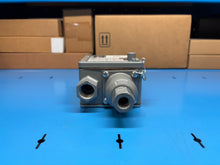 Load image into Gallery viewer, Allen-Bradley 836T-T253J /A Series A Pressure Control / Pressure Switch

