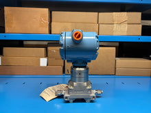 Load image into Gallery viewer, Emerson Rosemount 3051S2CD2A2E12F1AGM Pressure Transmitter - NEW IN BOX
