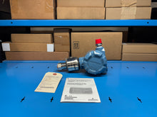 Load image into Gallery viewer, Emerson Rosemount 3051S2TG3A2E11F1AGM Pressure Transmitter - NEW IN BOX
