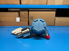 Load image into Gallery viewer, Emerson Rosemount 3051S2TG3A2E11F1AGM Pressure Transmitter - NEW IN BOX

