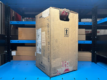 Cargar imagen en el visor de la galería, Emerson / Rosemount 8705TSA020C1W0N0 Medidor de flujo magnético bridado - NUEVO SELLADO
