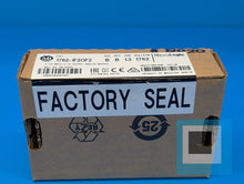 Cargar imagen en el visor de la galería, Allen-Bradley 1762-IF2OF2 MicroLogix 2 CH Input/2 CH Output Analog Module - NEW
