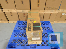 将图片加载到图库查看器，Siemens 1FK7105-2AF74-1GB0 SIMOTICS S-1FK7 Compact Synchronous AC Servo Motor
