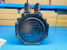 Load image into Gallery viewer, NEW - Allen-Bradley MPL-B540K-MJ72AA Ser A Inverter Duty AC Servo Motor 4000 RPM
