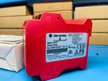 Load image into Gallery viewer, NEW - Allen-Bradley 440R-C23137 SER. B Guard Master Safety Relay

