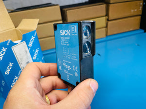 SICK WT27-2R830 Photoelectric Sensor 1 016 074