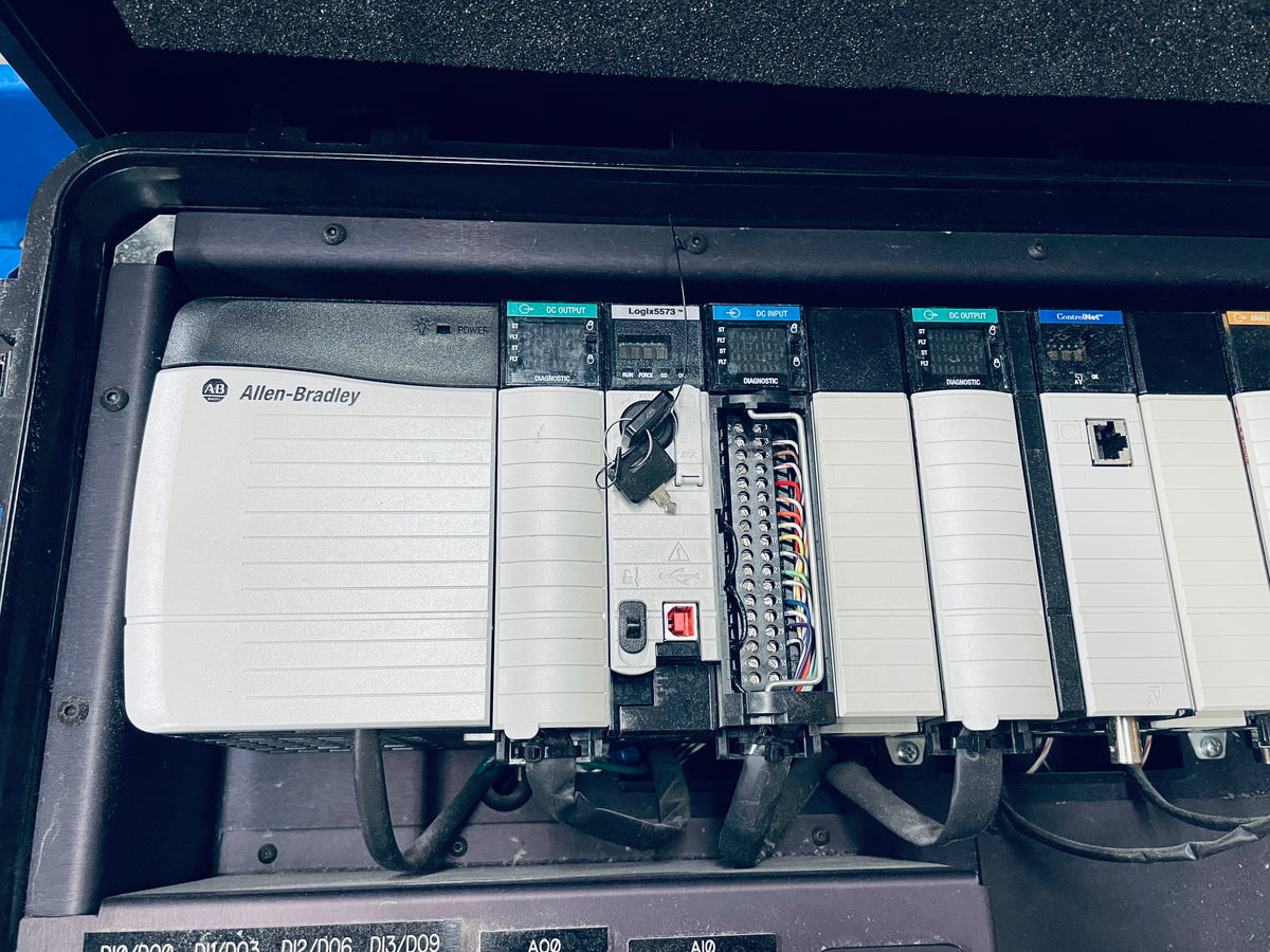 Ab Clx Rack Allen-Bradley ABT-TDCLX3-B ControlLogix Workstation Training System w ...
