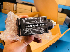 Surplus - Allen Bradley 42GRU-92LO-QD PhotoSwitch LaserSight Polorized Retro