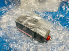 Load image into Gallery viewer, Surplus - Allen-Bradley 802R-BC /B Sealed Contact Oil Tight Limit Switch
