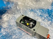 Load image into Gallery viewer, Surplus - Allen-Bradley 802R-BC /B Sealed Contact Oil Tight Limit Switch

