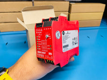 Load image into Gallery viewer, Surplus - Allen-Bradley 440R-M23145 Guardmaster MSR138DP Safety Relay
