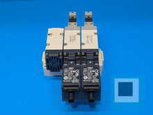 Cargar imagen en el visor de la galería, SMC VP544-5DZ1-03N-M-X555 Solenoid Valve Manifold VP544-5DZ1-03N-M-X555 - NEW
