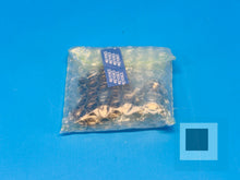 将图片加载到图库查看器，Keyence OP-88347 Adjustable Bracket Mount for Sensor - NEW IN BOX
