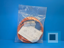 Cargar imagen en el visor de la galería, Allen-Bradley 2090-CSBM1E1-18AF02 Kinetix Continuous Flex Cable - NEW
