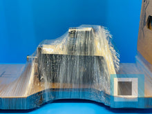 Cargar imagen en el visor de la galería, Siemens 1FK7040-2AK7 4-1SH1 Servo Motor 1FK7040-2AK74-1SH1 - NEW OPEN BOX
